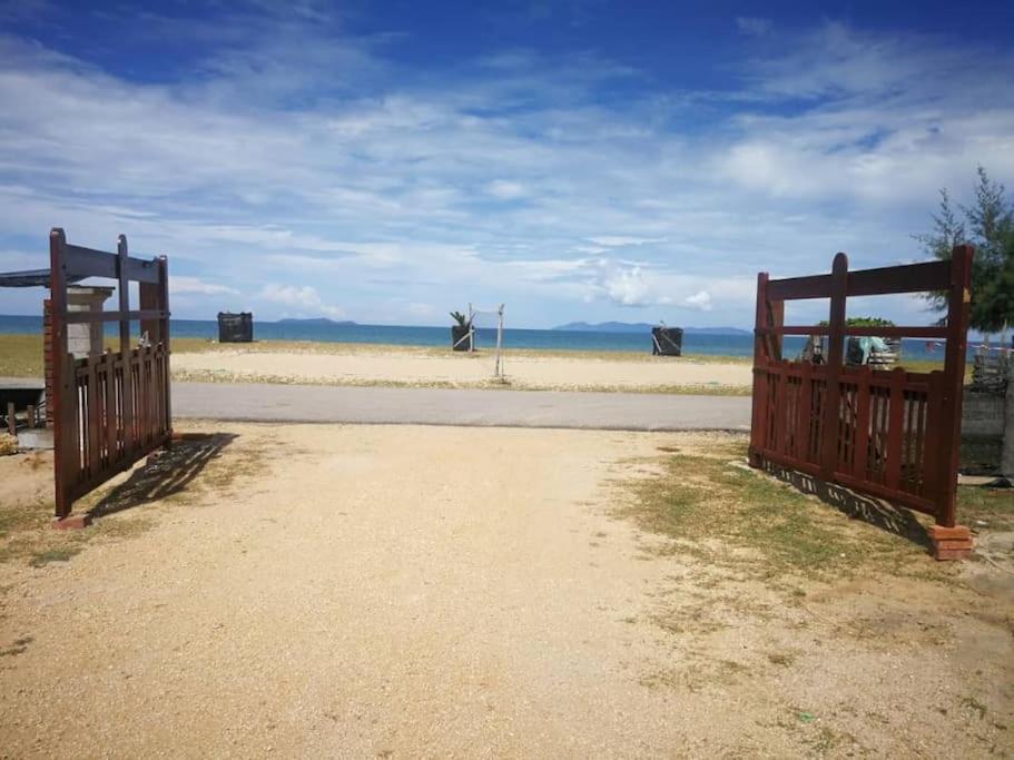 Rembulan Escape Bell Tent 2 Kampung Penarik Dış mekan fotoğraf